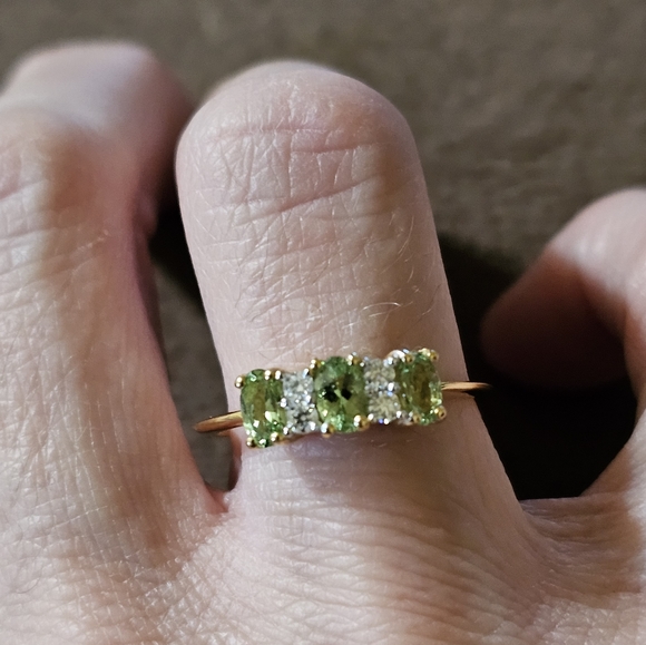 Genuine Tsavorite Garnets & Moissanite Ring 18k Gold over 925 Size 8! NEW - Picture 3 of 6